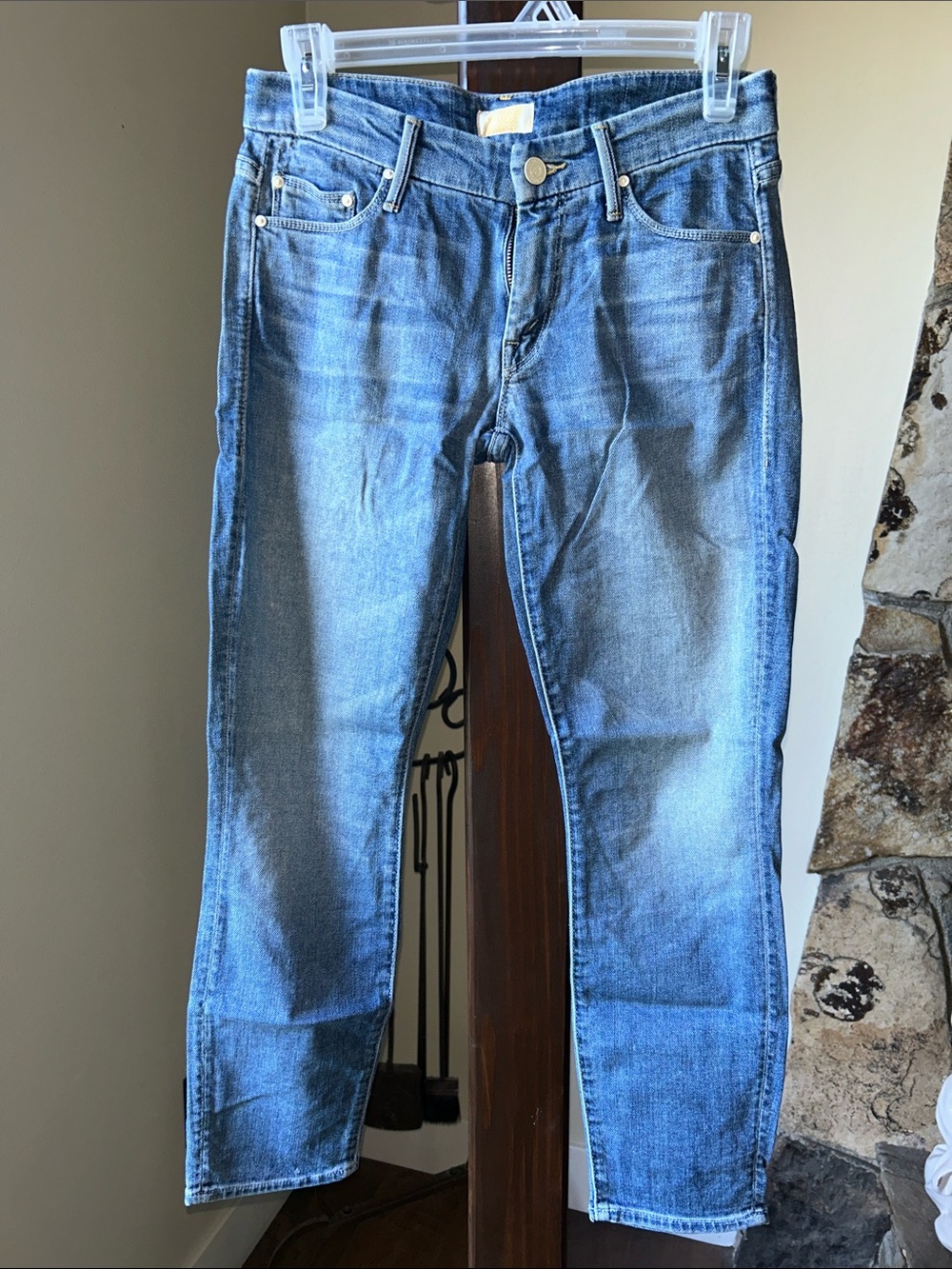 MOTHER Women's Blue Cropped Ankle Jeans